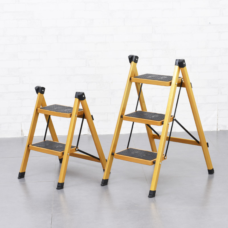  Multifunctional Anti- Slip  Ladder   3 Tread Safe  Step Ladder Portable Step Stools with Tool Tray 