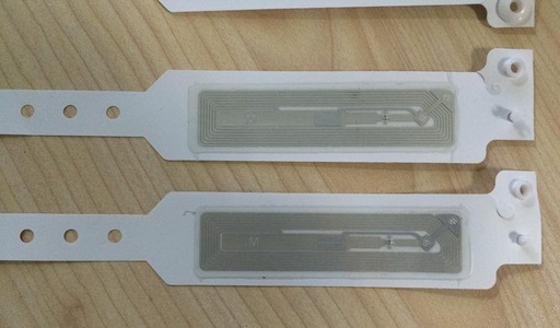 [32624460809] 100pcs/lot electronic medical RFID wristband PVC  tag Waterproof NFC Smart Type  label scoreboard 